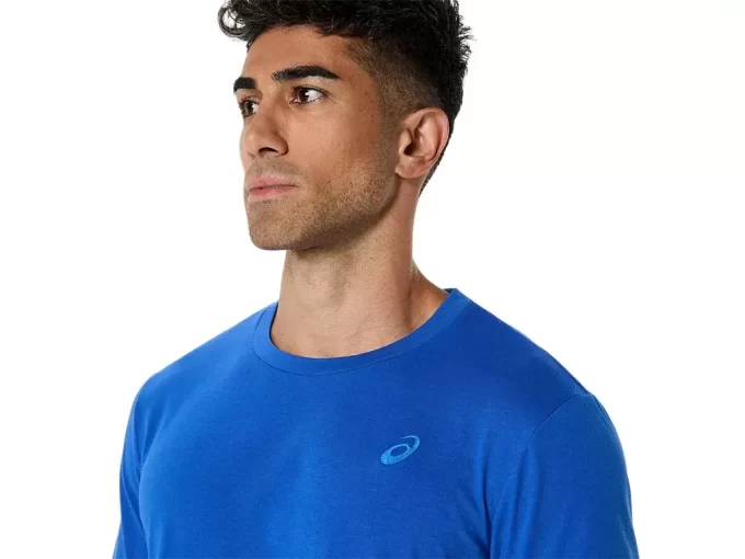 ASICS T-SHIRT MIT SPIRALE-STICKEREI ASICS T-SHIRT MIT SPIRALE-STICKEREI