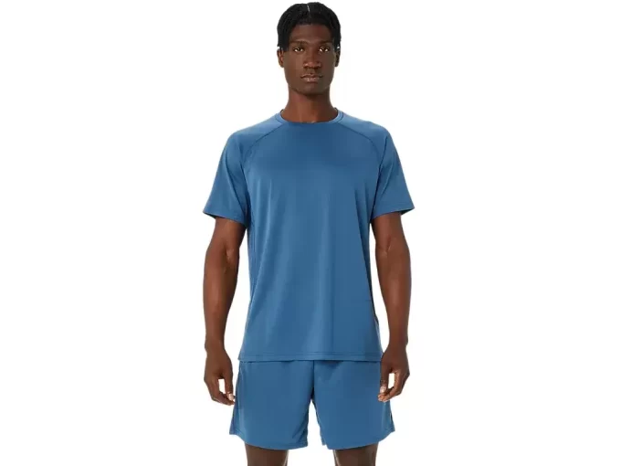 BELÜFTETES STRICK-OBERTEIL MIT KURZEN ÄRMELN BELÜFTETES STRICK-OBERTEIL MIT KURZEN ÄRMELN