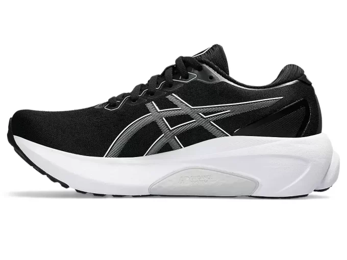 GEL-KAYANO 30 SCHMALE STRASSE GETESTET GEL-KAYANO 30 SCHMALE STRASSE GETESTET
