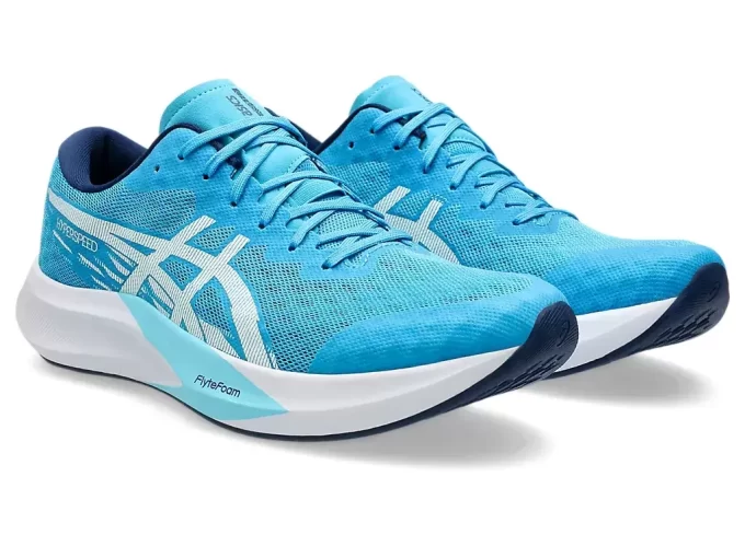 HYPERGESCHWINDIGKEIT 4 HYPERGESCHWINDIGKEIT 4