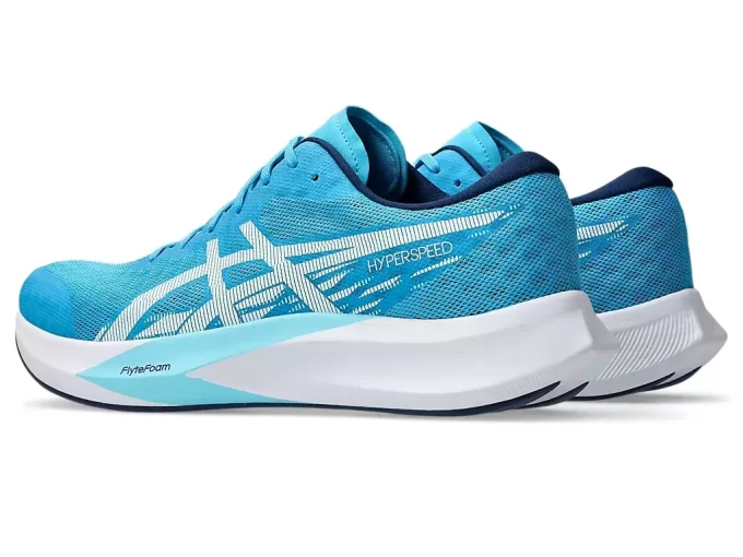 HYPERGESCHWINDIGKEIT 4 HYPERGESCHWINDIGKEIT 4