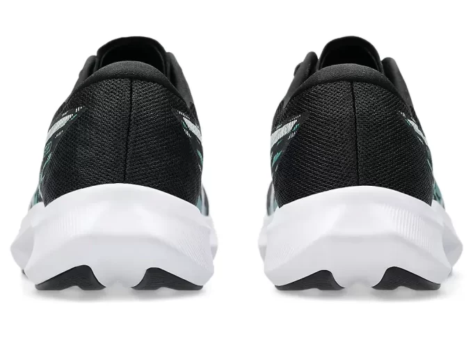 HYPERGESCHWINDIGKEIT 4 HYPERGESCHWINDIGKEIT 4