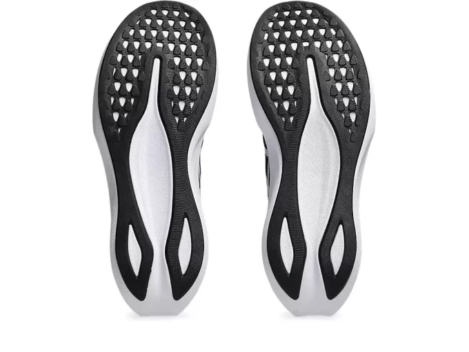 HYPERGESCHWINDIGKEIT 4 HYPERGESCHWINDIGKEIT 4