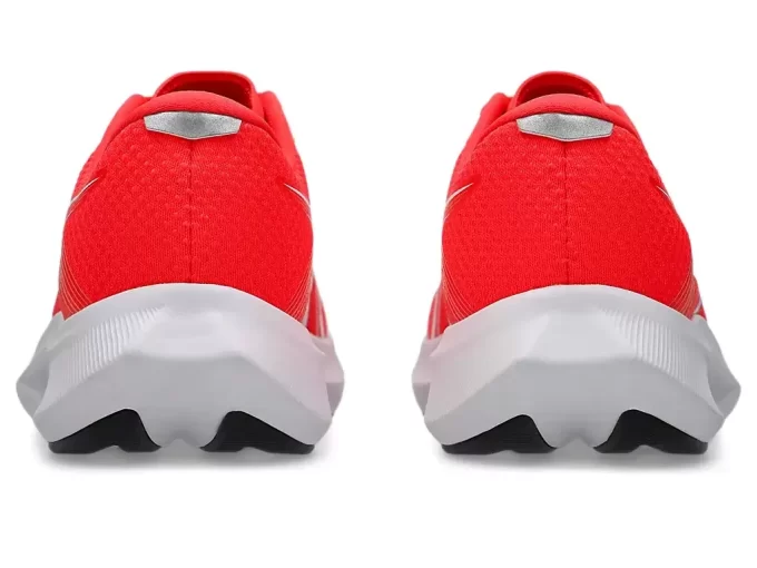 HYPERGESCHWINDIGKEIT 5 HYPERGESCHWINDIGKEIT 5