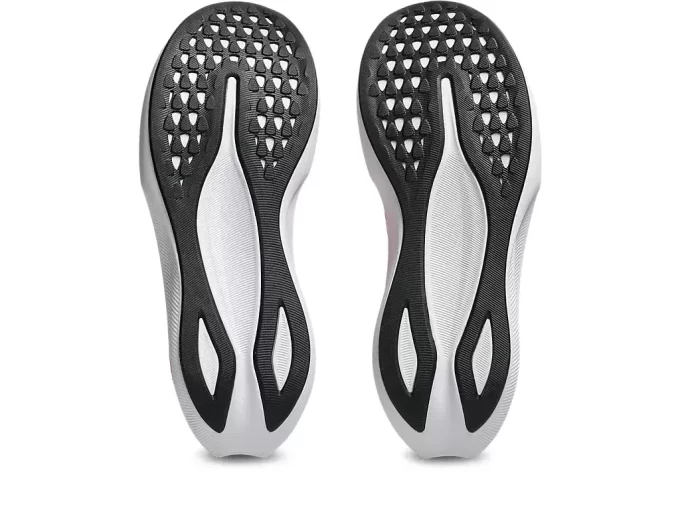 HYPERGESCHWINDIGKEIT 5 HYPERGESCHWINDIGKEIT 5