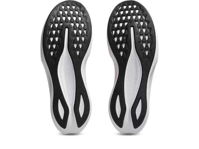 HYPERGESCHWINDIGKEIT 5 HYPERGESCHWINDIGKEIT 5