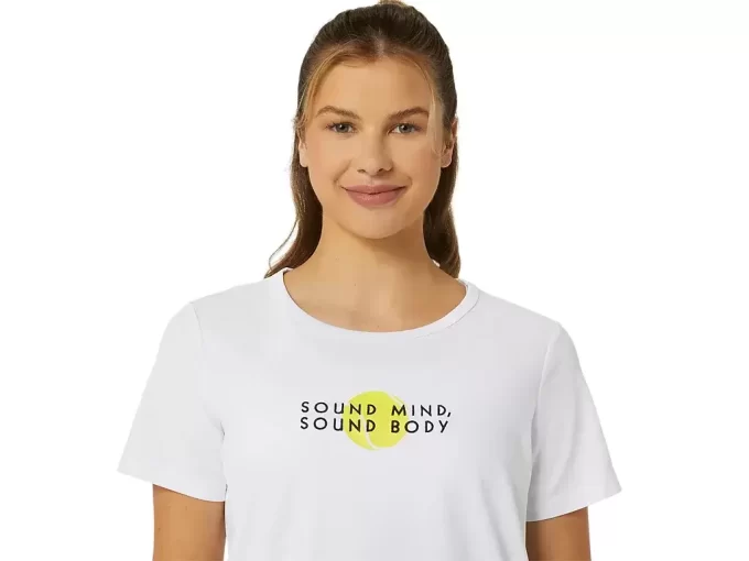 KLASSISCHES GRAFIK-T-SHIRT FÜR DAMEN KLASSISCHES GRAFIK-T-SHIRT FÜR DAMEN