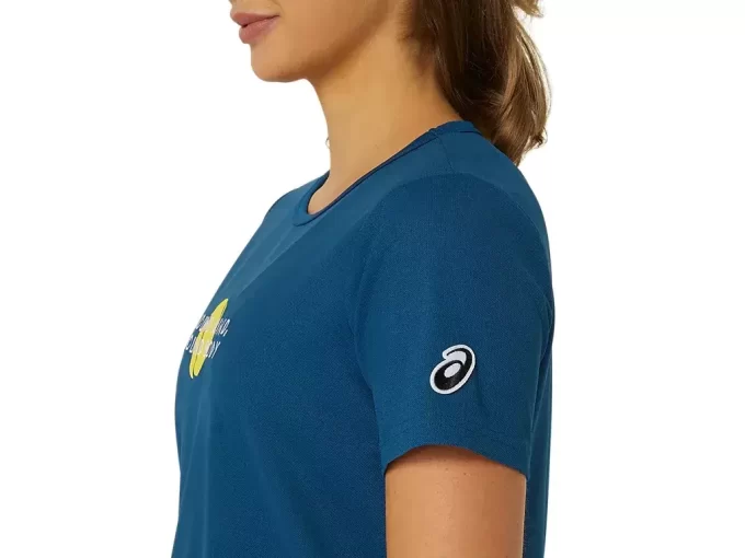 KLASSISCHES GRAFIK-T-SHIRT FÜR DAMEN KLASSISCHES GRAFIK-T-SHIRT FÜR DAMEN