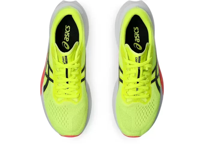 MAGISCHE GESCHWINDIGKEIT 4 MAGISCHE GESCHWINDIGKEIT 4