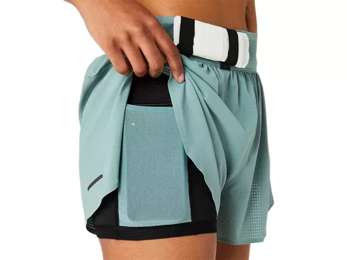 METARUN SPLIT SHORT METARUN SPLIT SHORT