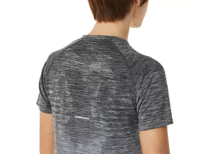 NAHTLOSES KURZARM-TOP FÜR DAMEN NAHTLOSES KURZARM-TOP FÜR DAMEN