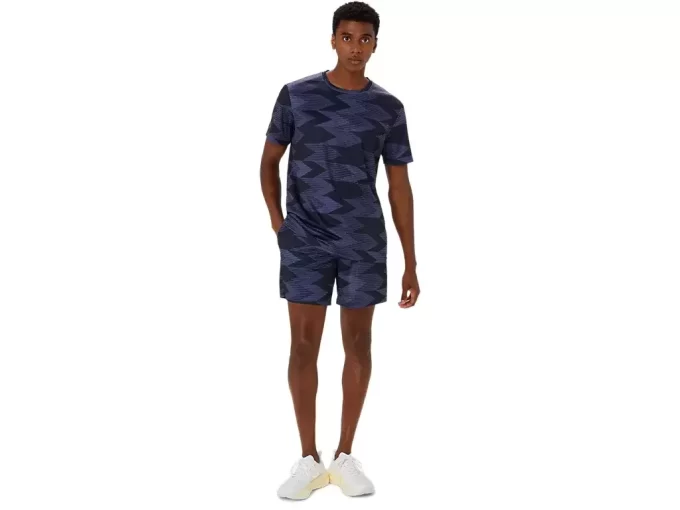 SAISONALES KURZARM-TOP MIT ALLOVER-PRINT SAISONALES KURZARM-TOP MIT ALLOVER-PRINT