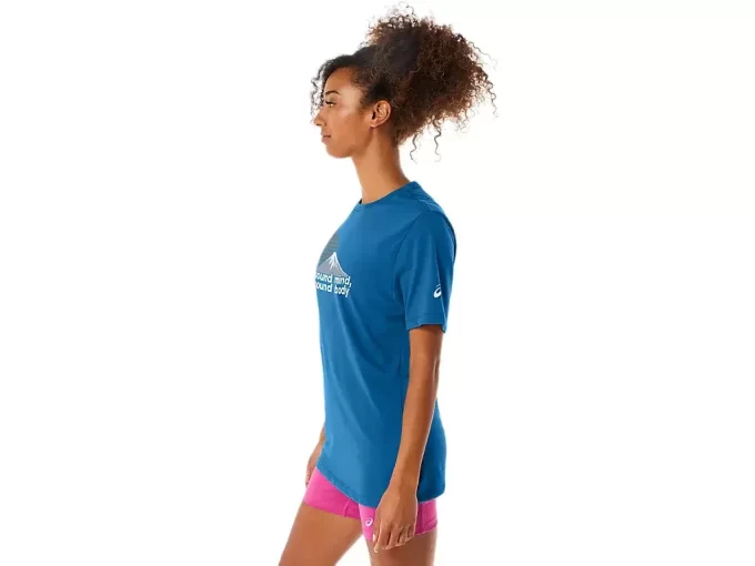 UNISEX ASICS SMSB JOURNEY TEE UNISEX ASICS SMSB JOURNEY TEE