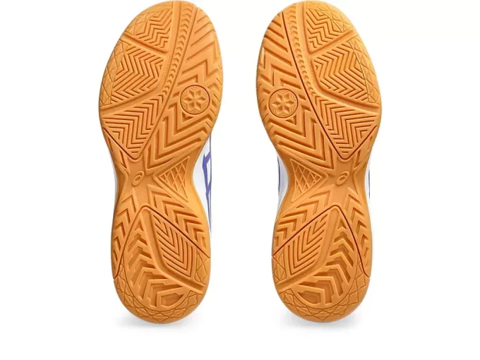 UPCOURT 5 AUF DER STRASSE GETESTET UPCOURT 5 AUF DER STRASSE GETESTET