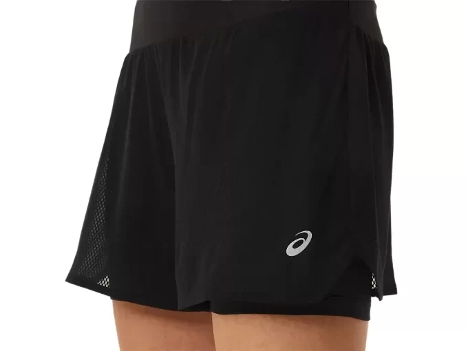 VENTILATE 2-N-1 3,5-Zoll-Shorts für Damen VENTILATE 2-N-1 3,5-Zoll-Shorts für Damen